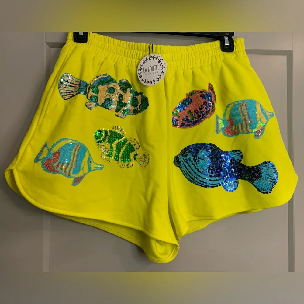 NWT Queen of Sparkles Yellow Fish Sequin Shorts Large Revolve Beach Vacation - Picture 11 of 12